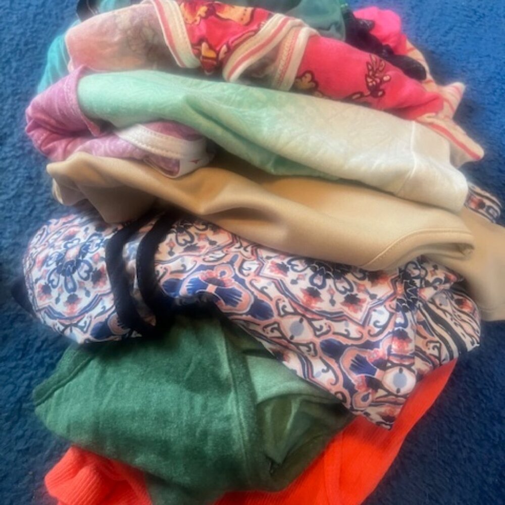 LOT of 7 dressy tank tops very nice !